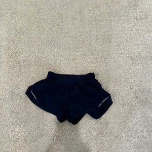 Navy lululemon hotty hot 2.5 inch shorts